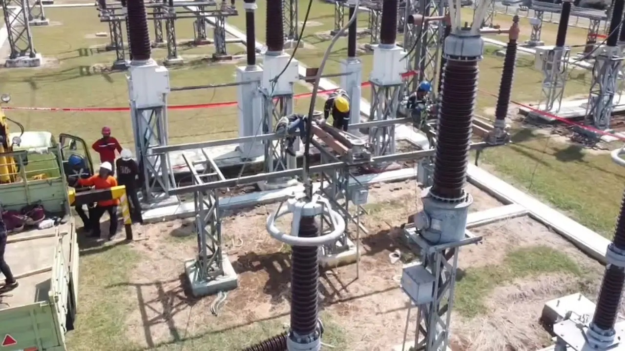 PT PLN menyelesaikan 6 Proyek Strategis Nasional (PSN) senilai total Rp 1,2 triliun.
