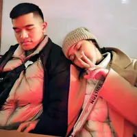 Erina Gudono pakai tas Louis Vuitton saat ucapkan selamat Tahun Baru 2023 bareng Kaesang Pangarep. (dok. tangkapan layar Instagram Story @erinagudono)