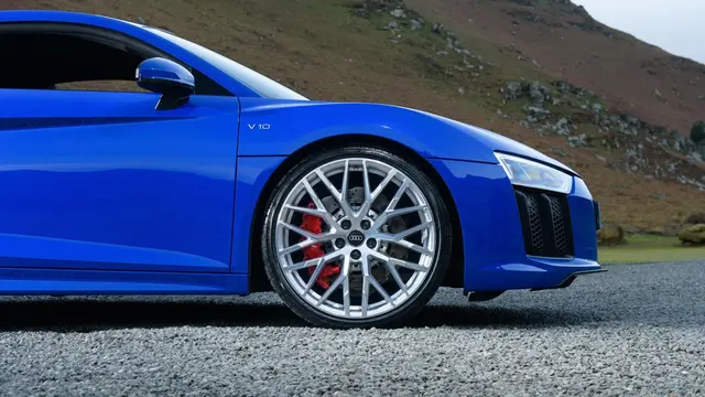 Audi R8 V10 Real Wheel Series