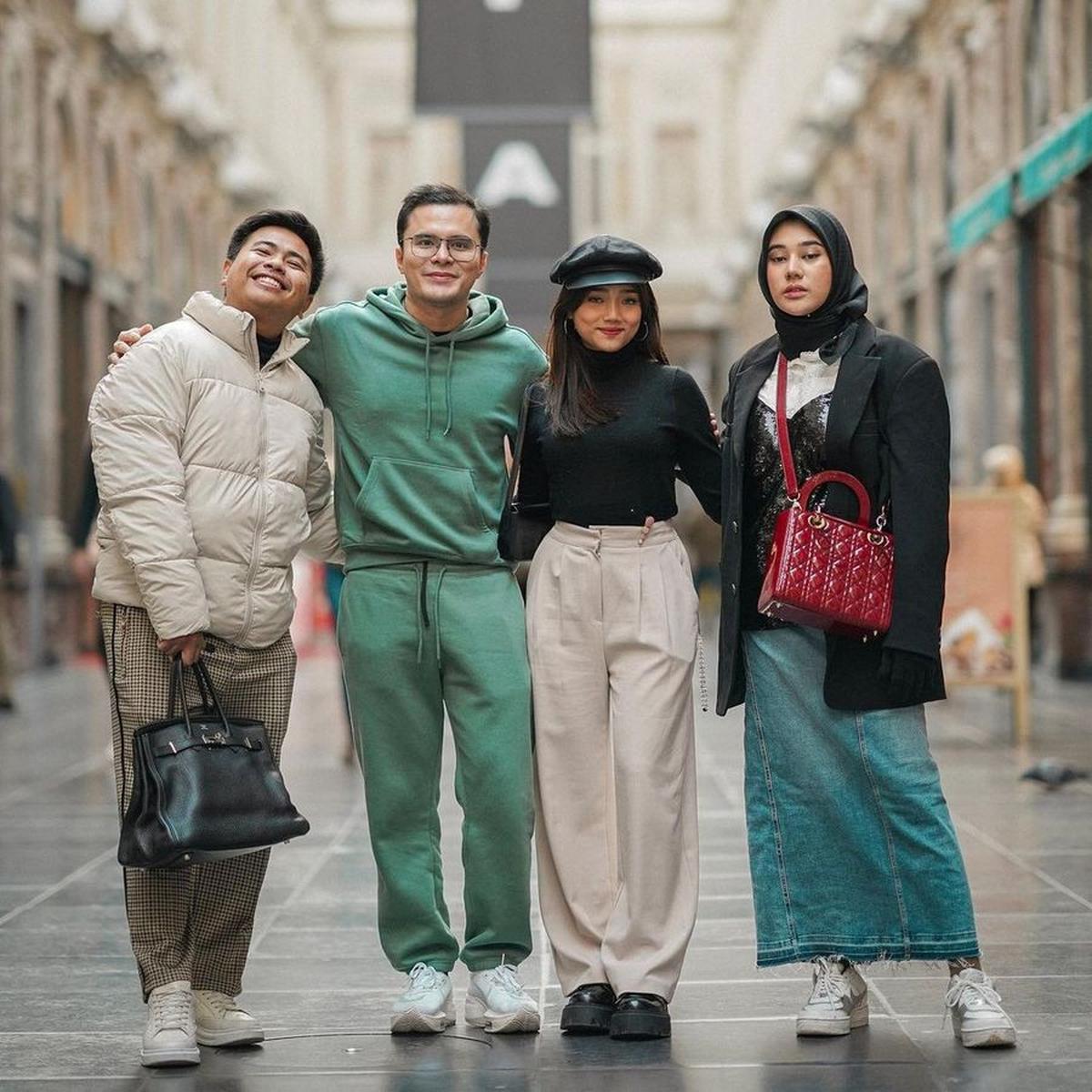 Keseruan Bersama Teman-Teman