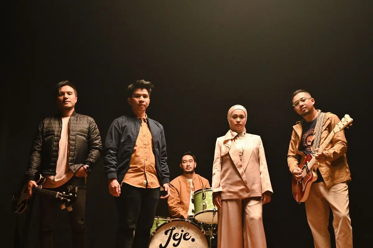Govinda X Ernie Zakri