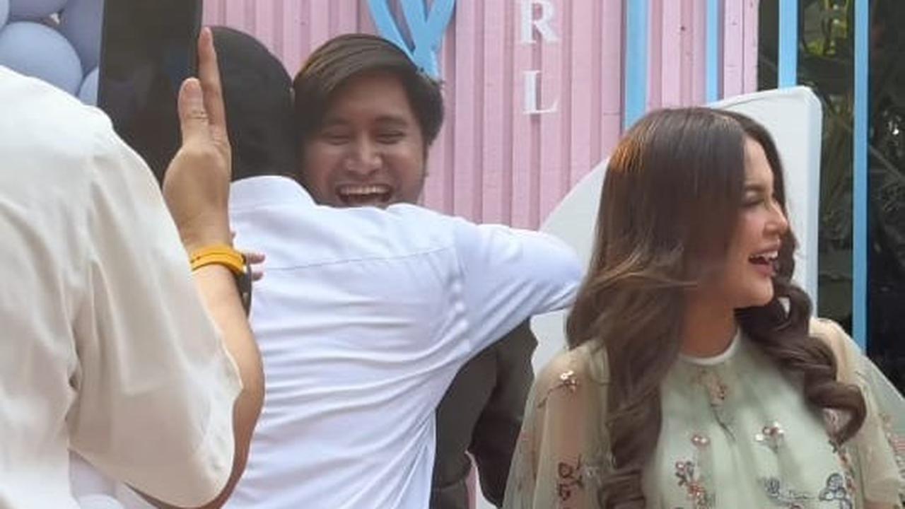 Potret Gender Reveal Vicy Melanie