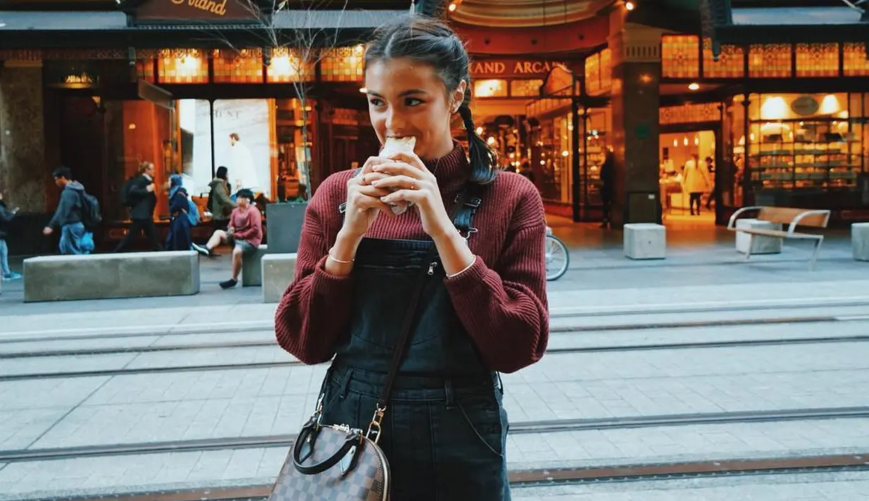 (Instagram/amandarawles)