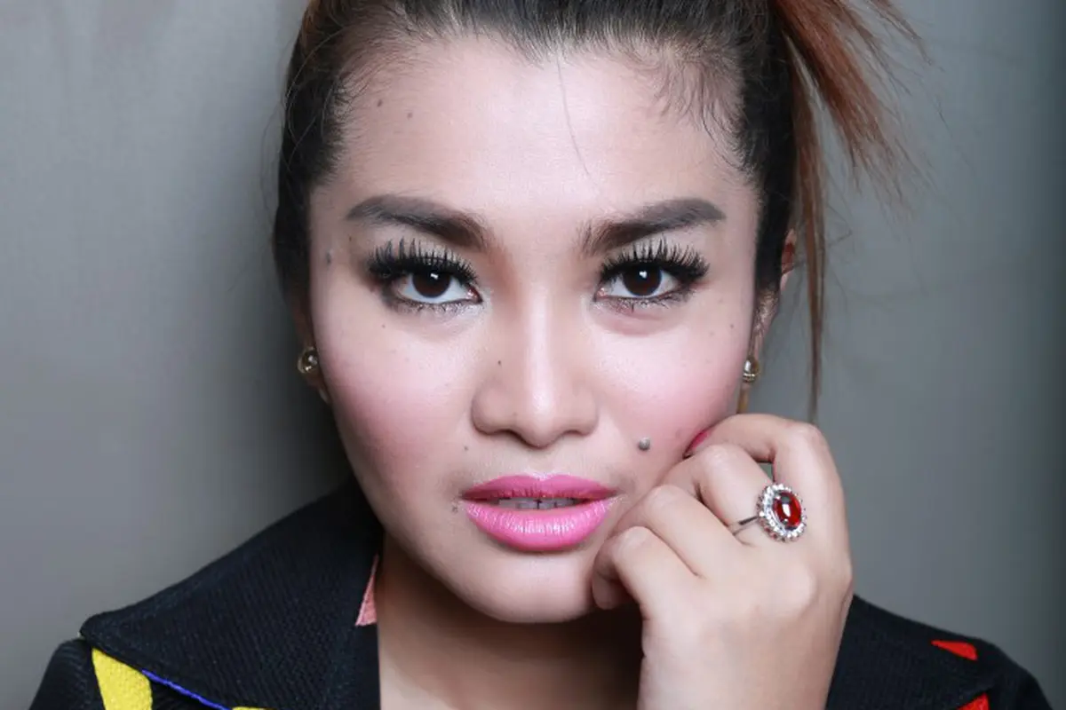 [Bintang] Fitri Carlina