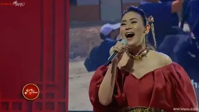 Penyanyi Helena ikut hadir di acara Imlek Nasional 2021