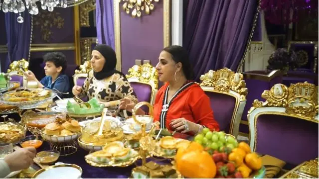 Buka puasa ala ibunda Tasya Farasya, terdapat menu kurma dari berbagai negara