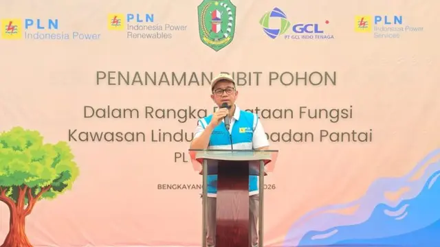 Jaga Lingkungan Pesisir, PLN IP Renewables Dukung Penataan Kawasan Lindung Pantai PLTU Kalbar-1