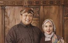 ⁠Potret Brigjen Polisi Anak Eks Kapolri Berbusana Adat Jawa sama Istri, Bilang Lahir di Kampung 'Pensiun Aku Pulkam