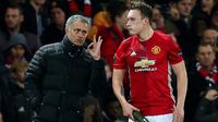 Jose Mourinho puji performa Phil Jones yang mulai tampil konsisten. (doc. ITV)