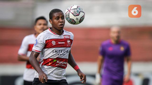 Foto: Jadi Metronom Permainan Tim, Berikut 5 Gelandang Terbaik BRI Liga 1 2021 / 2022