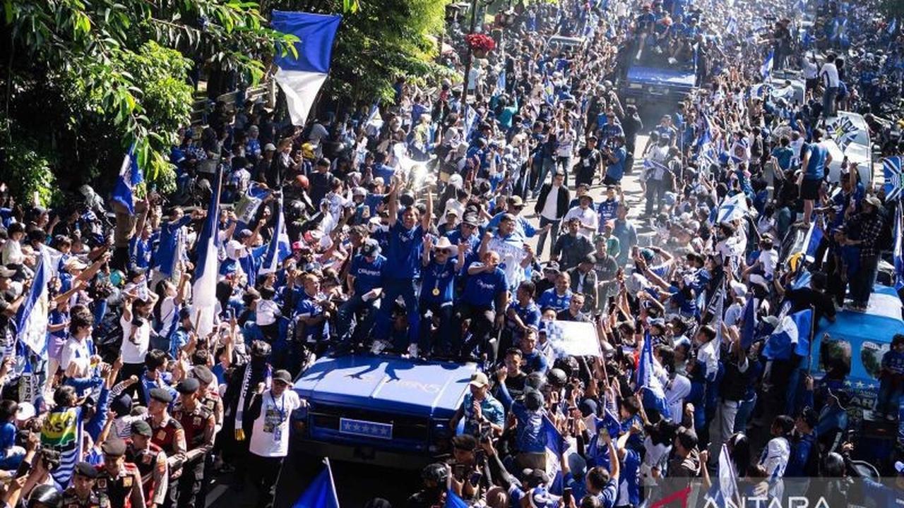 Hattrick Gelar Persib: Biru yang Menolak Padam, Bandung Pesta Juara BRI Super League