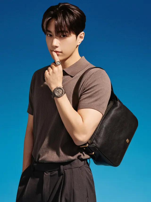 Kim Myung Soo (L) sebagai Friend of Fossil. Dok. Fossil