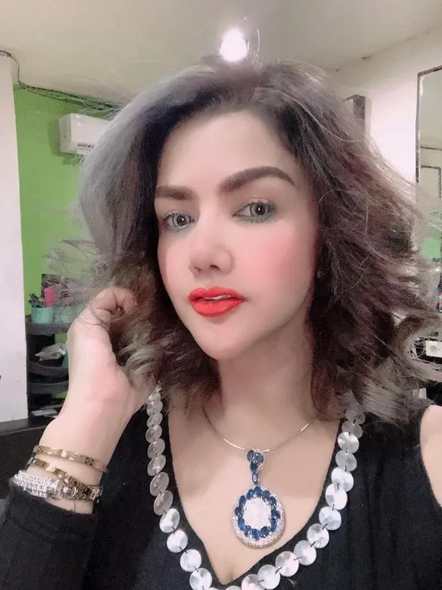 7 Potret Penampilan Terbaru Barbie Kumalasari Usai 6 Kali Operasi Hidung, Ramai Dipuji Makin Cantik