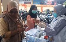 Kesehatan Pengungsi Banjir Bidara Cina Terganggu, Batuk dan Gatal-gatal Menyerang
