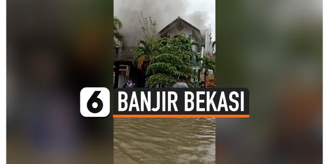 VIDEO: Kebakaran di Tengah Banjir Bekasi, 2 Tewas