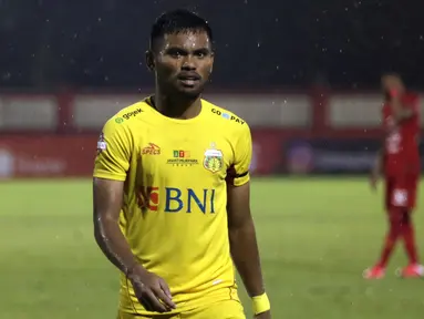 5. Saddil Ramdani (Bhayangkara FC) - Pemain berumur 21 tahun ini merupakan winger lincah langganan Timnas Indonesia. Saddil memiliki ketajaman dan naluri mencetak gol yang sangat baik. (Bola.com/Yoppy Renato)