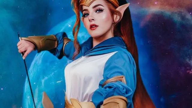 Potret Taysa Farasya Cosplay Jadi Berbagai Macam Karakter