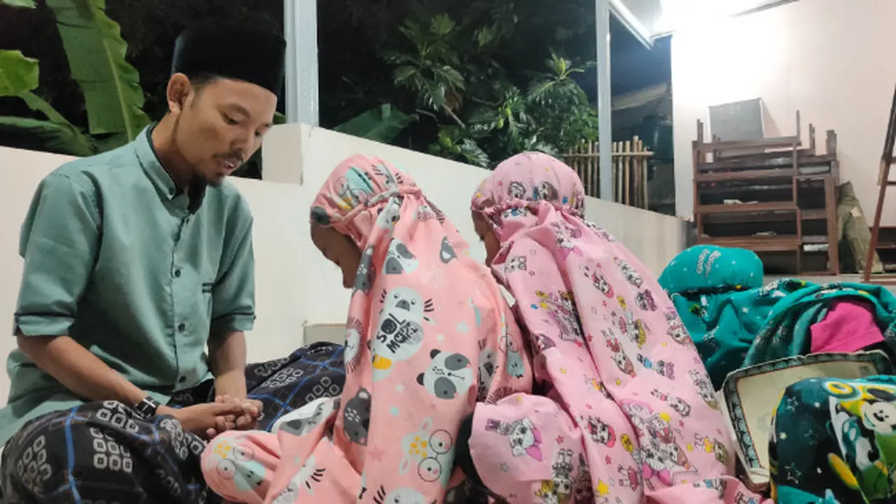 Bukan Vampir, Kisah Ayif Penyintas Talasemia Cirebon Hidup dari Transfusi Darah dan Obat