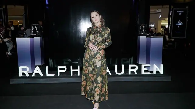 6 Potret Emma Maembong, Jadi Sorotan Lewat Perannya di Film Bisikan Jenazah