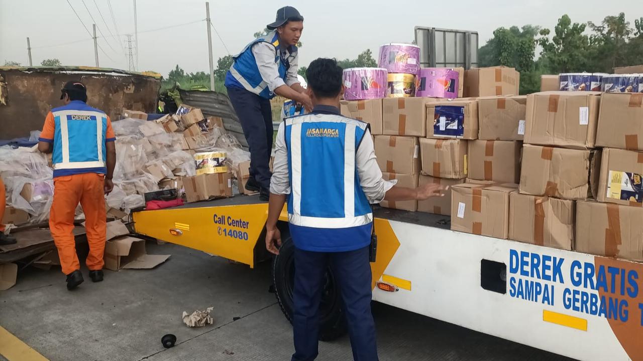 Kronologi Tiga Kendaraan Terlibat Kecelakaan di Tol Solo-Ngawi, Begini Kondisi Korban