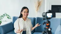 Zodiac signs that will thrive as a social media influencer. (Photo: Freepik)