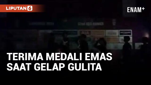 Kondisi Gelap-gelapan, Wakil Indonesia Terima Medali Emas Cabor Tenis Sea Games 2023