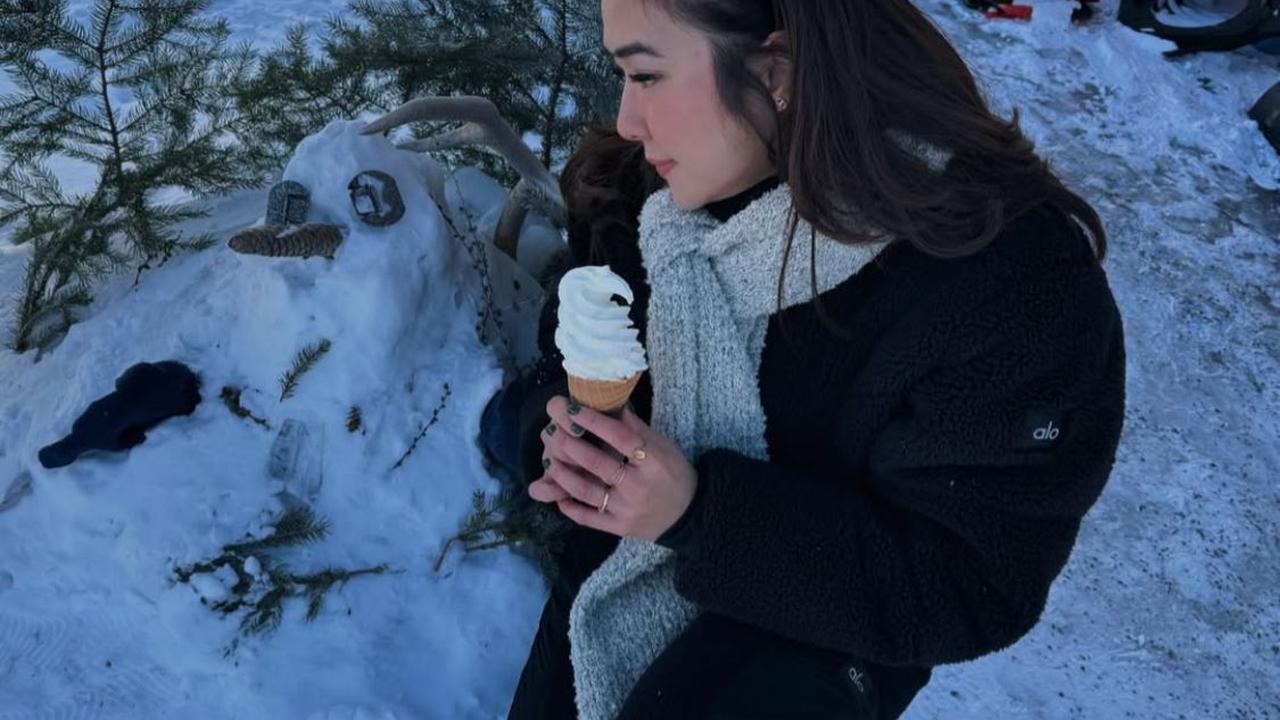 7 Potret Gisel Tetap Menawan di Jepang, Outfit dan Kecantikannya Jadi Sorotan