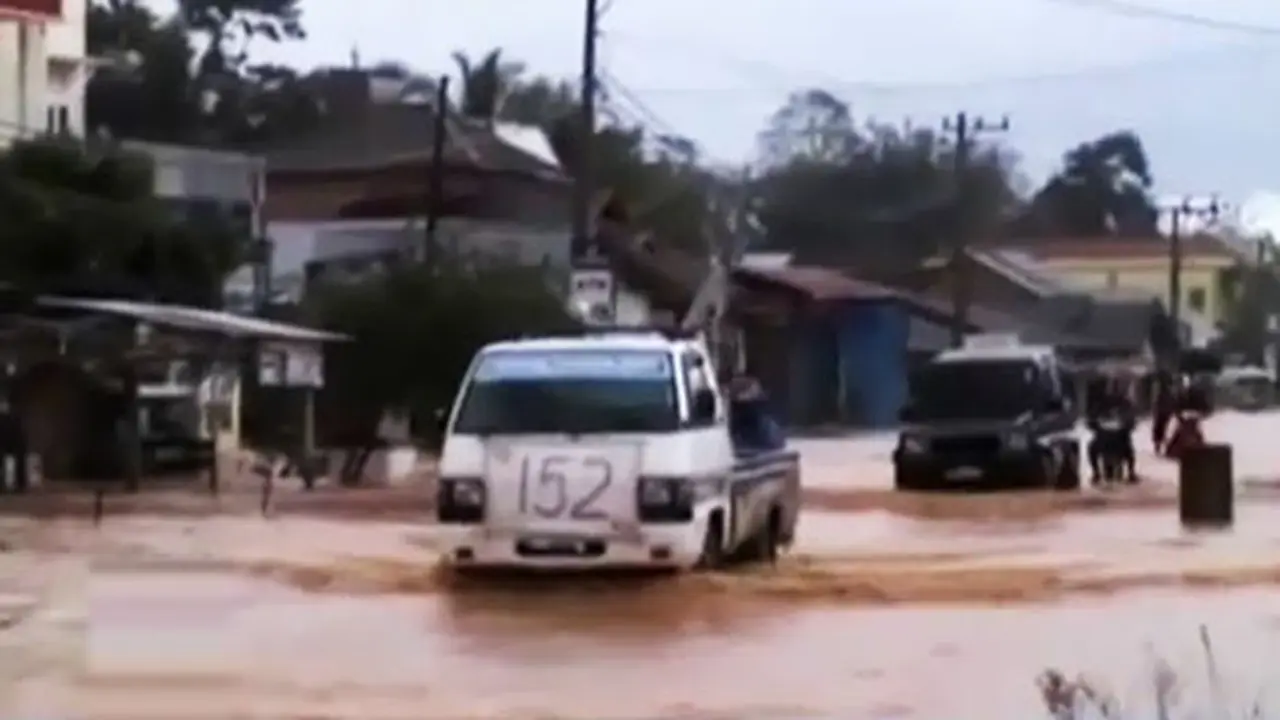 Banjir-Sumbar