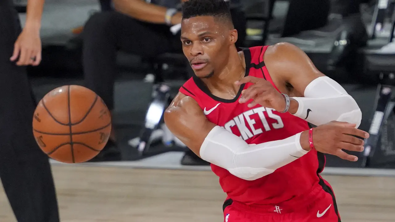 Westbrook Blunder, Thunder Paksa Rockets Mainkan Gim Ketujuh