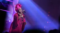 Semangat Rieka Roslan saat Pandemi Corona Covid-19 di Lagu Bersama Kita Bisa
