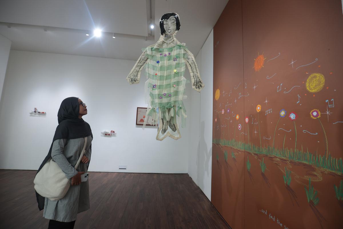 Lima Seniman Perempuan Angkat Kisah Perempuan Lewat Karya Seni