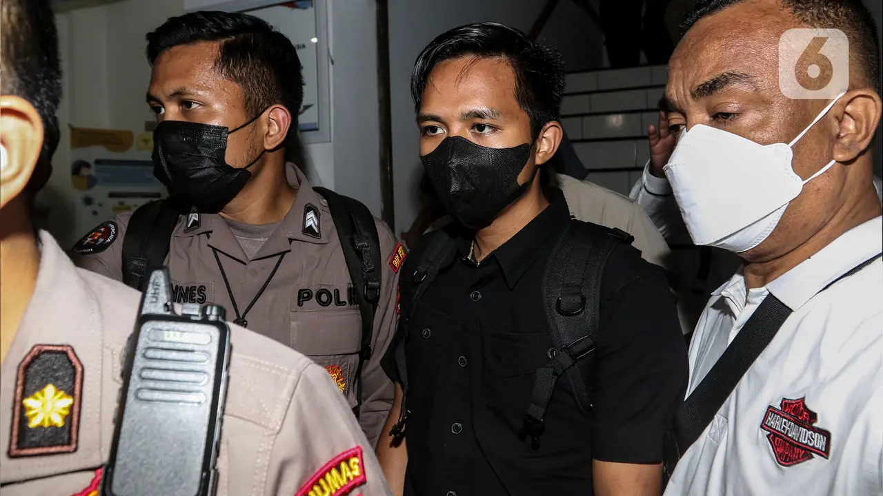 Penampakan Bharada E Tinggalkan Komnas HAM