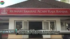 Beragam masakan khas Banjar disini disajikan bersama Sambal Acan