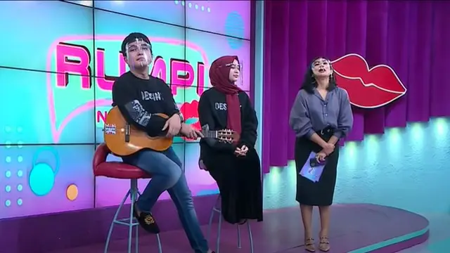 Feni Rose bertanya soal Aldi Taher ke istrinya, Salsabilih (YouTube/TransTVOfficial)