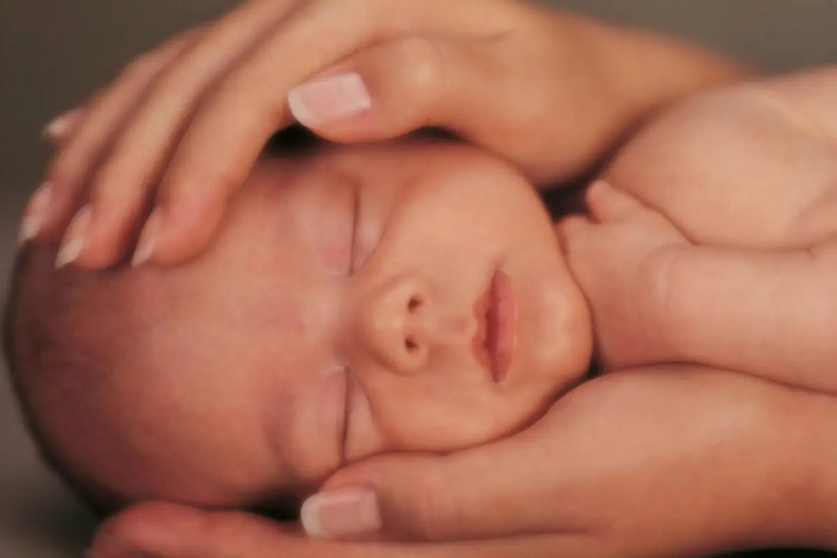 Tips Mengabadikan Foto Bayi Anda dengan Sempurna ala Anne Geddes
