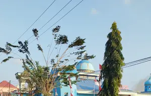 Gempa NTT Sebabkan Menara Masjid di Manggarai Ambruk