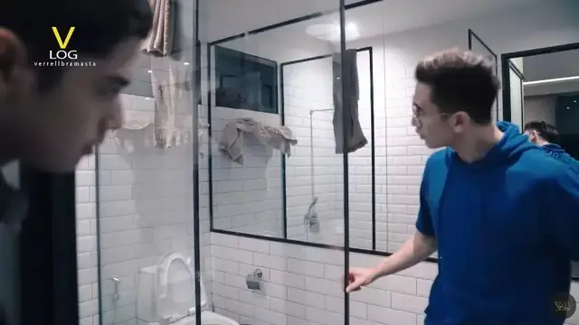 Potret kamar tidur Al Ghazali di rumah Maia Estianty (Sumber: YouTube/BRAMASTA VRL)