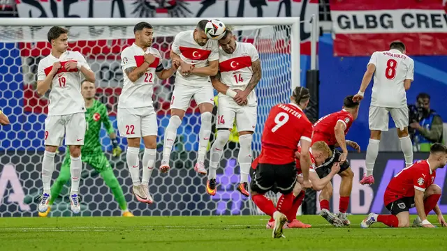 Foto: Brace Merih Demiral ke Gawang Austria Bawa Turki Melenggang ke Perempatfinal Euro 2024 untuk Hadapi Belanda