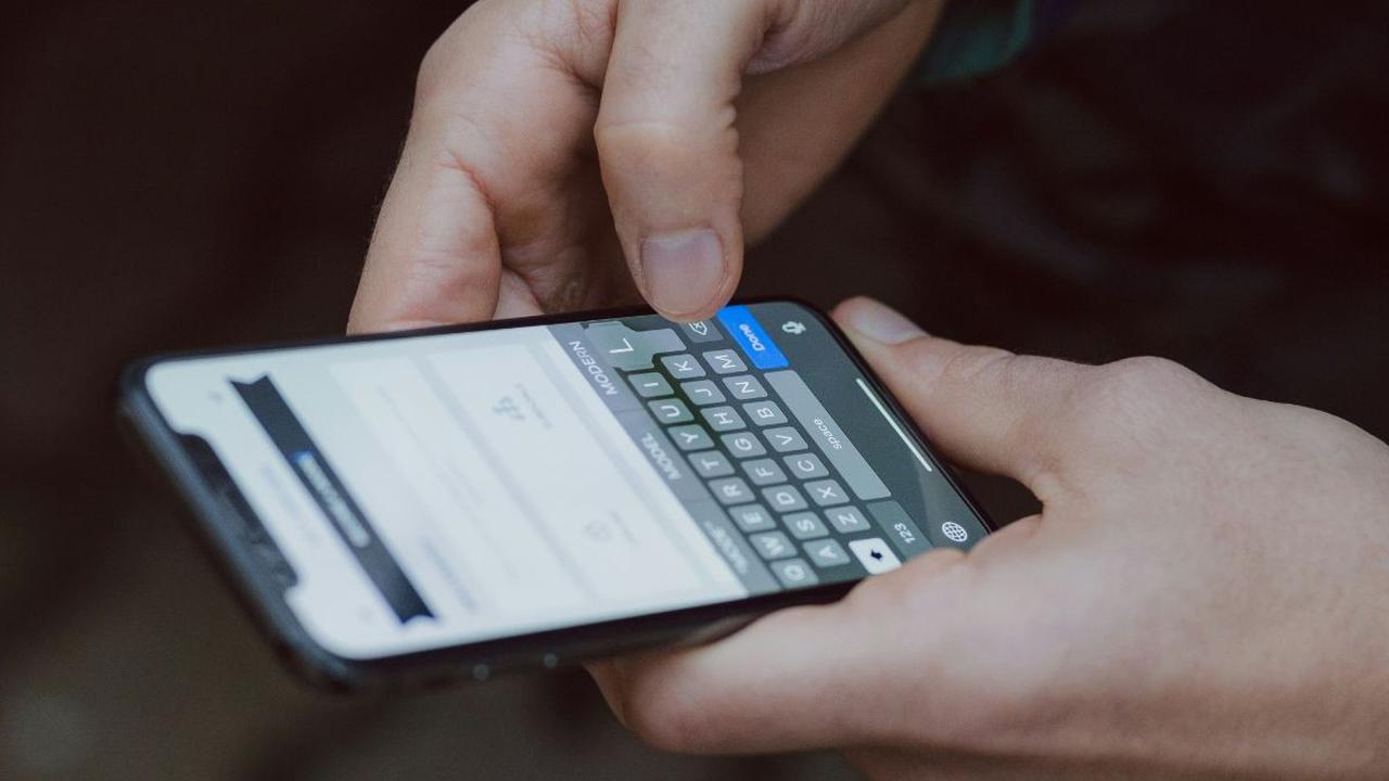 Mengutip ChinaDaily, Rabu (31/1), Tang Ying menjadi viral lantaran ia pusing dengan 600 grup chat kantor yang penuh tekanan.