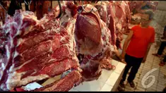 Sepekan menjelang hari raya Idul Fitri, harga daging sapi di pasar tradisional terus mengalami kenaikan (Liputan6.com/Miftahul Hayat)