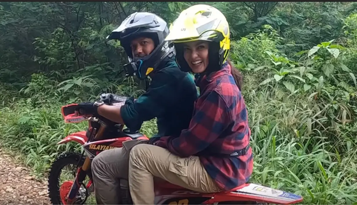 Ririn Ekawati dan Ibnu Jamil (YouTube/Ibnu Jamilo)