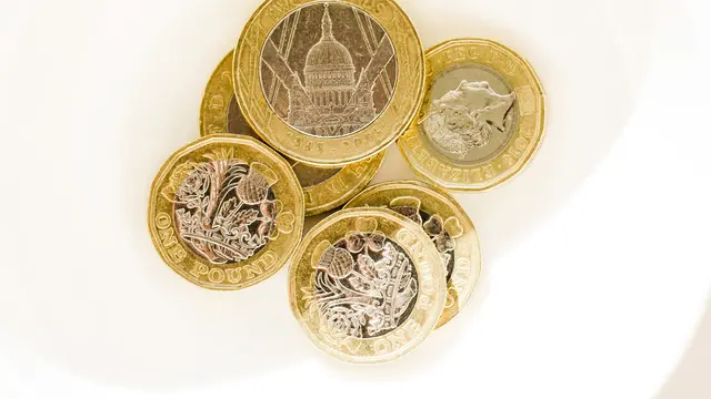 Ilustrasi Uang Pound Streling