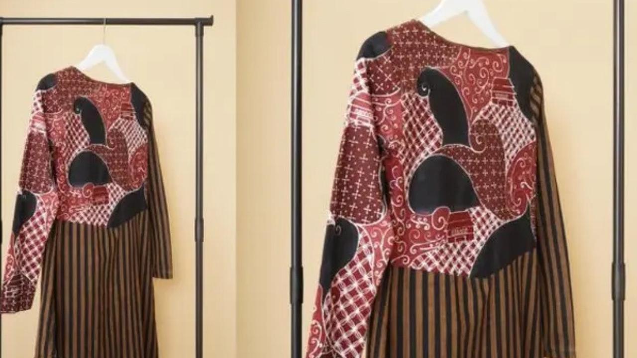Ilustrasi Batik Tulis Lurik Warna Merah Maroon