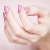 Ilustrasi Kuku Panjang yang Cantik dan Sehat Credit: pexels.com/Josephine