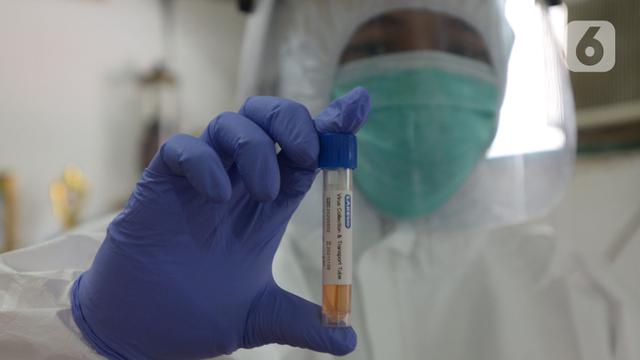 2 Orang Diuji Swab Covid 19 Usai Jalani Rapid Test Di Cfd Jakarta News Liputan6 Com