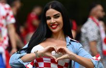 FOTO: Adu Pesona Suporter Cantik di Euro 2024 dan Copa America 2024