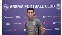 5 Gaya Dave Mustaine di Luar Lapangan, Gelandang Arema (sumber: Instagram.com/daveemustaine)