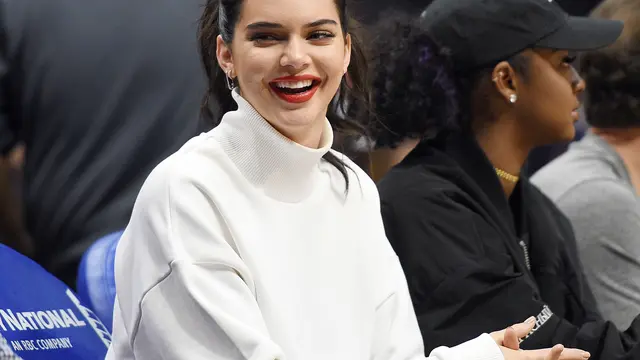 [Bintang] Kendall Jenner - Blake Griffin