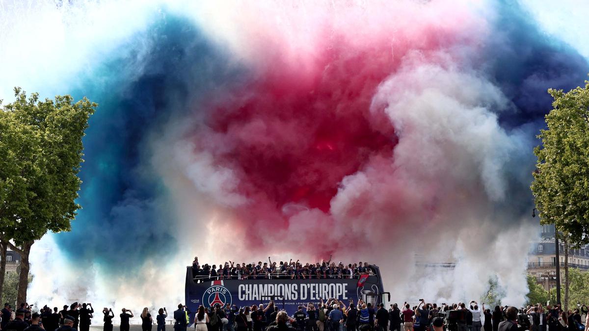 Catat Sejarah di Liga Champions, PSG Gelar Parade Juara di Champs-Elysees Paris