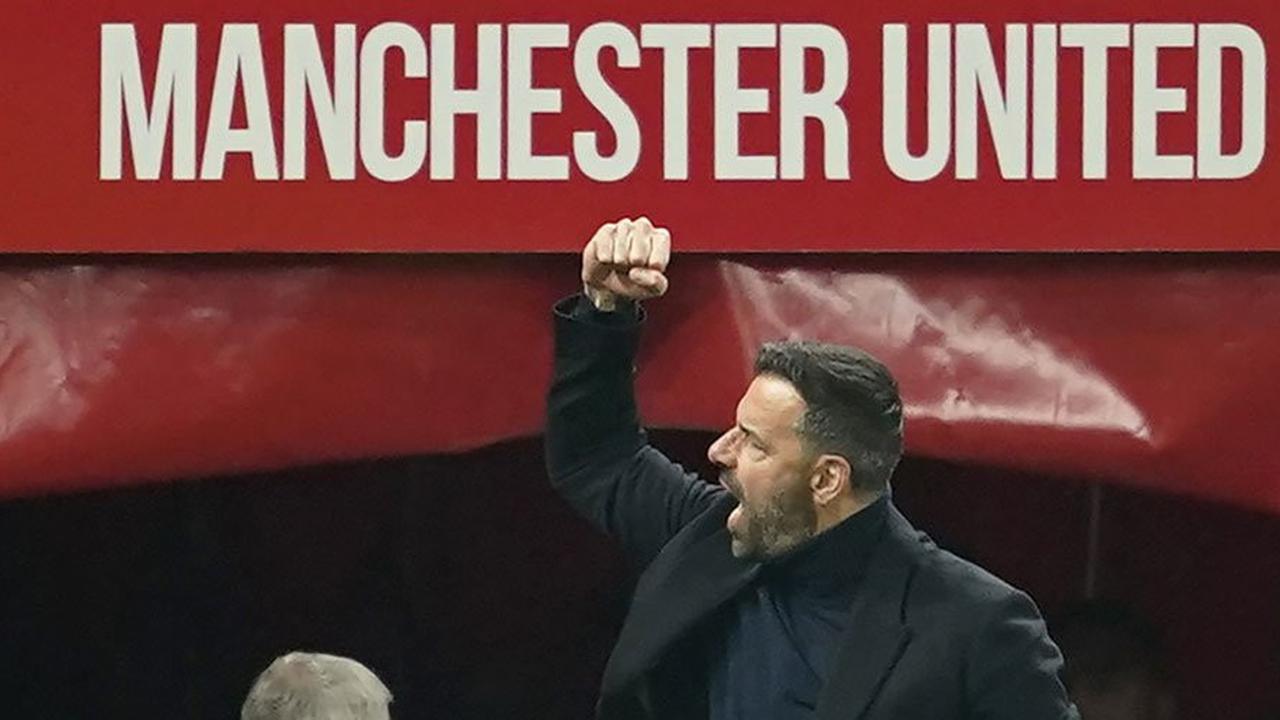 Bagaimana Nasib Nistelrooy Setelah Ruben Amorim Tiba Jadi Pelatih MU?